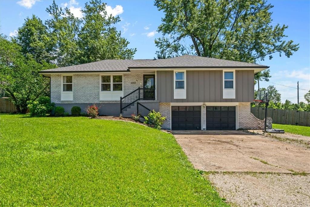 24601 W 86th Ter, Lenexa, KS 66227