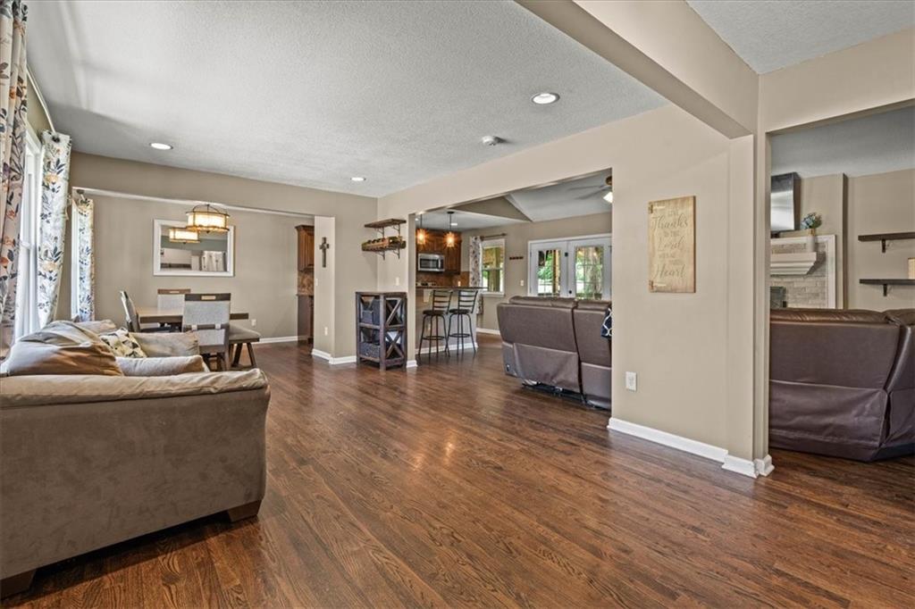 24601 W 86th Ter, Lenexa, KS 66227