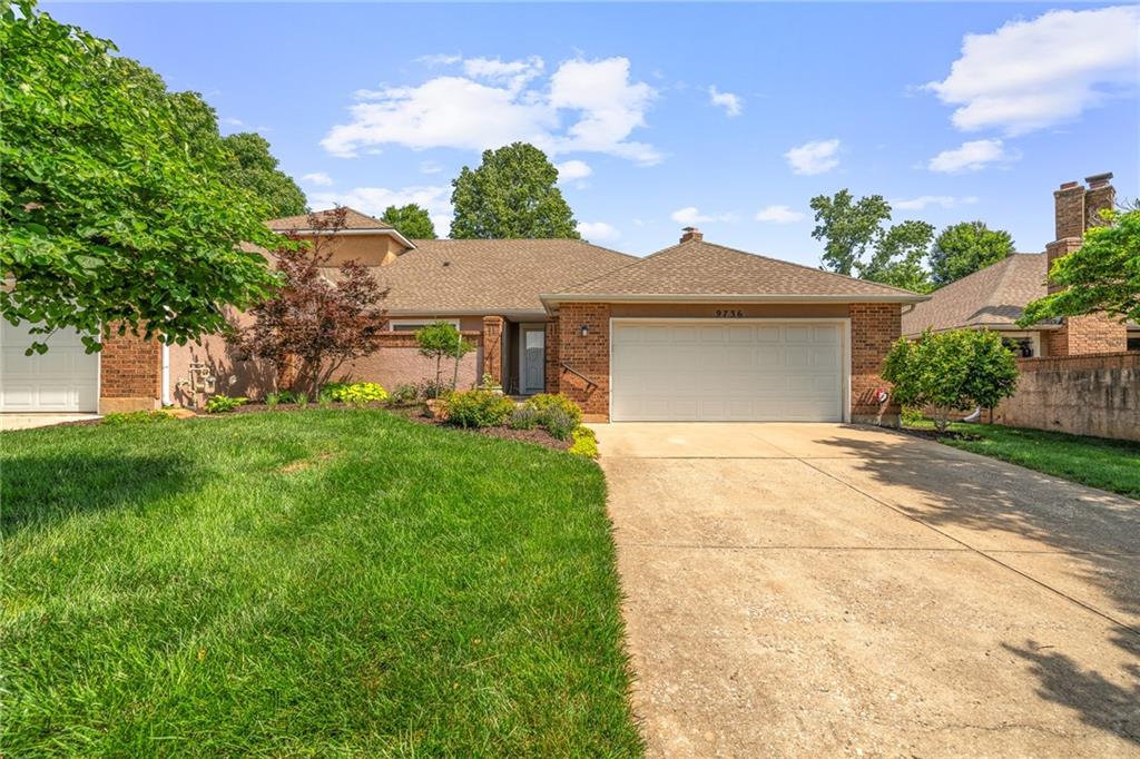 9736 Reeder St, Overland Park, KS 66214