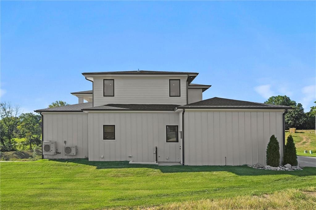 2715 NW 84th Ter, Kansas City, MO 64154