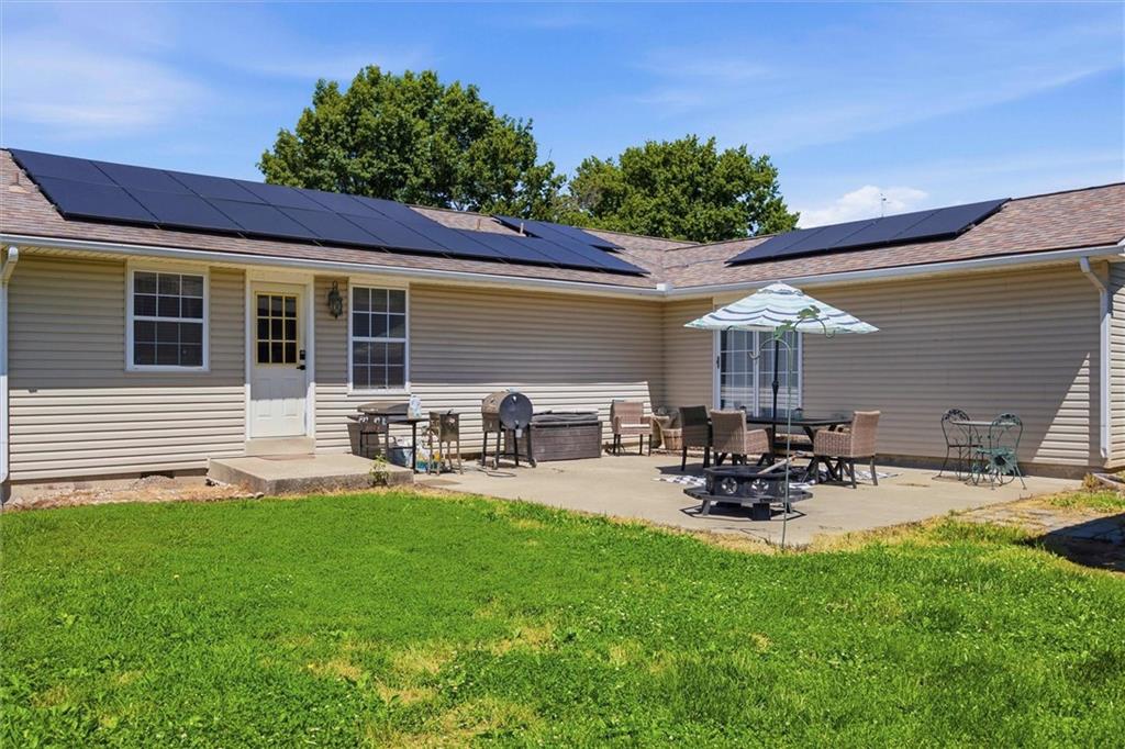 115 S Mulberry St, Adrian, MO 64720