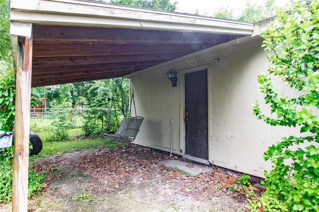 600 S Olive St, Holden, MO 64040