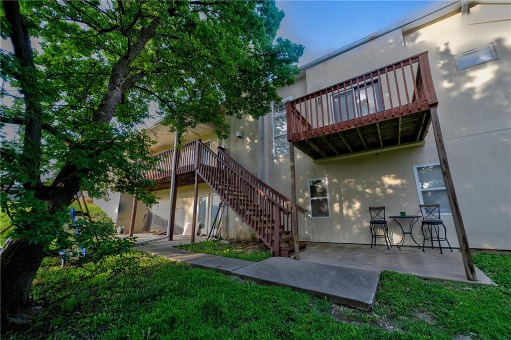 7430 Manchester Ave, Kansas City, MO 64133