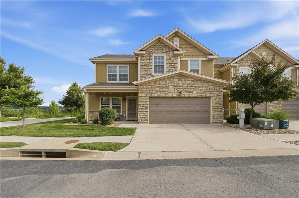 16058 Fontana St #302, Overland Park, KS 66085