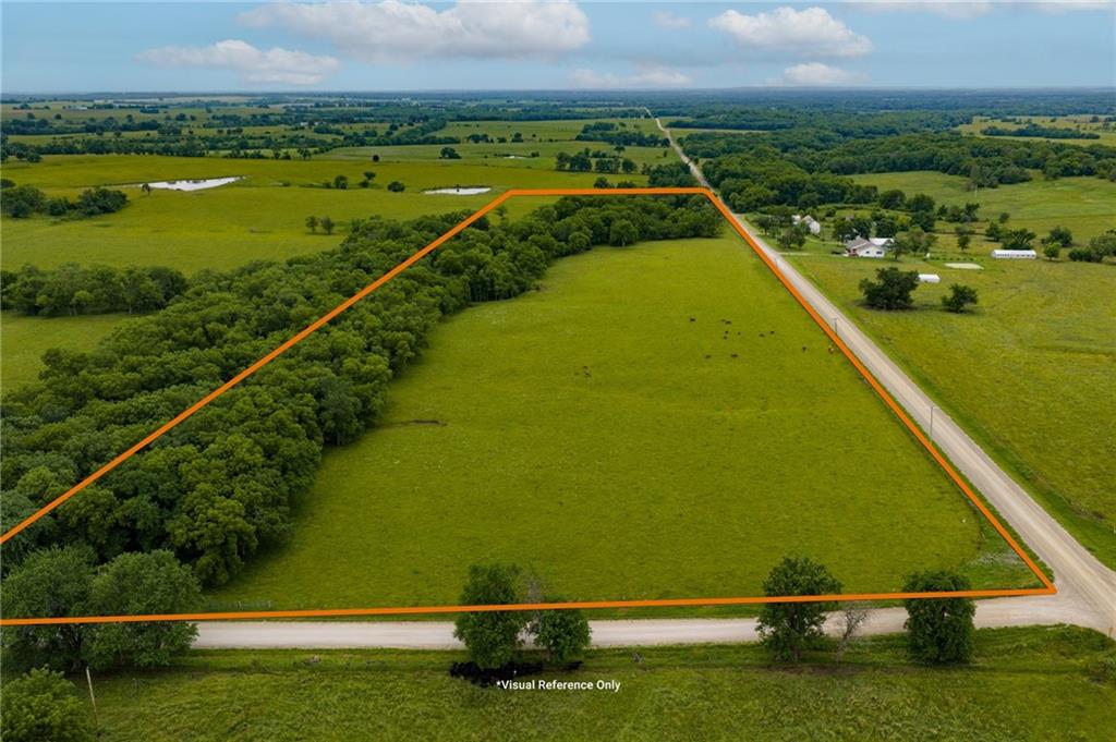 905 N 100 Rd, Baldwin City, KS 66006