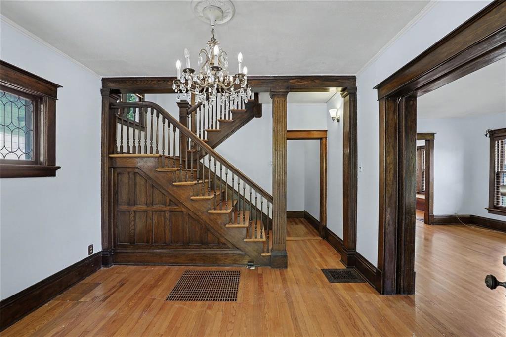 3727 Pennsylvania Ave, Kansas City, MO 64111