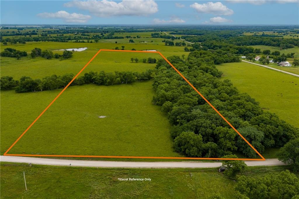 913 N 100 Rd, Baldwin City, KS 66006