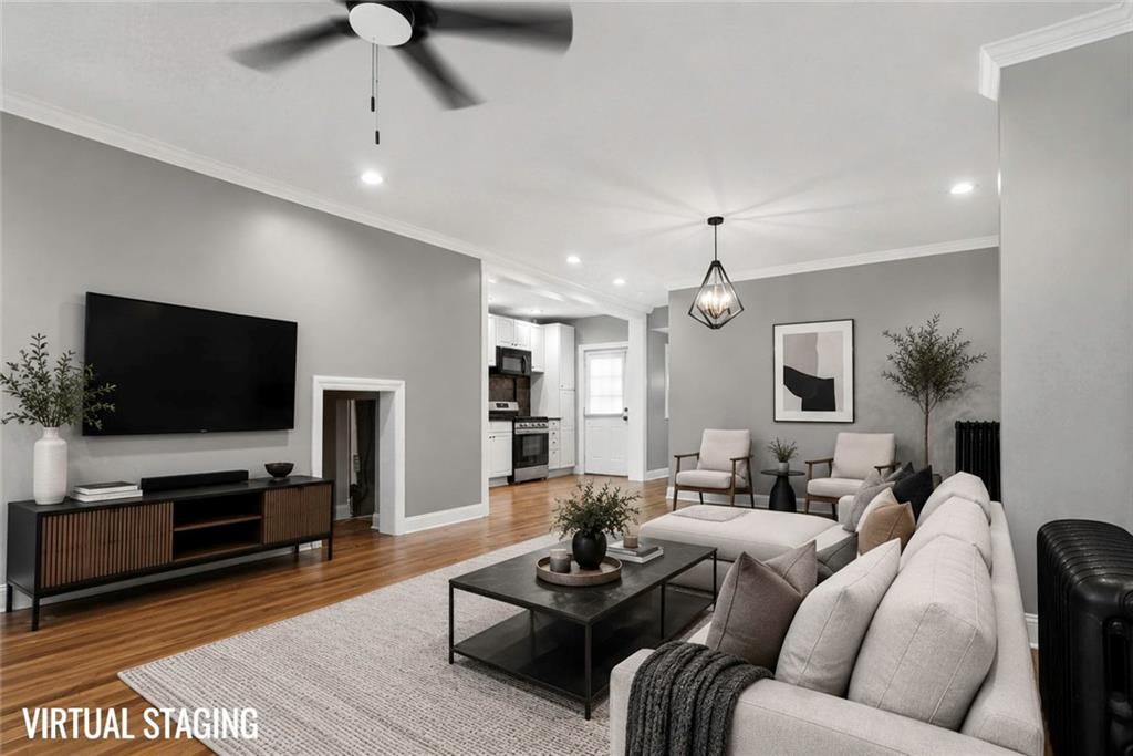 212 Emmanuel Cleaver Ii Blvd E, Kansas City, MO 64112