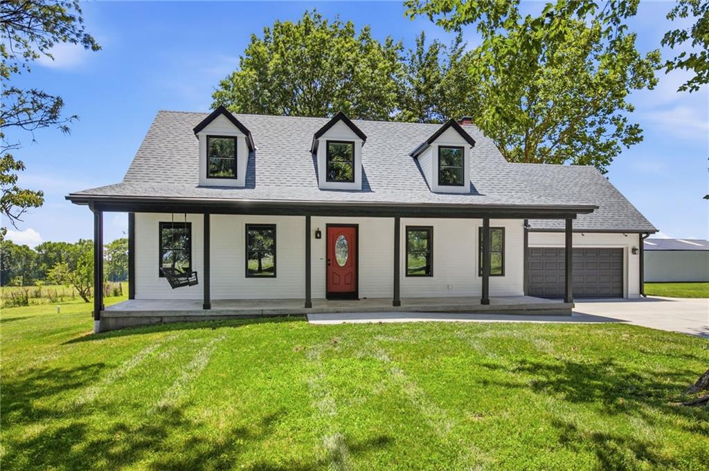 40107 E Lorenze Rd, Lone Jack, MO 64070