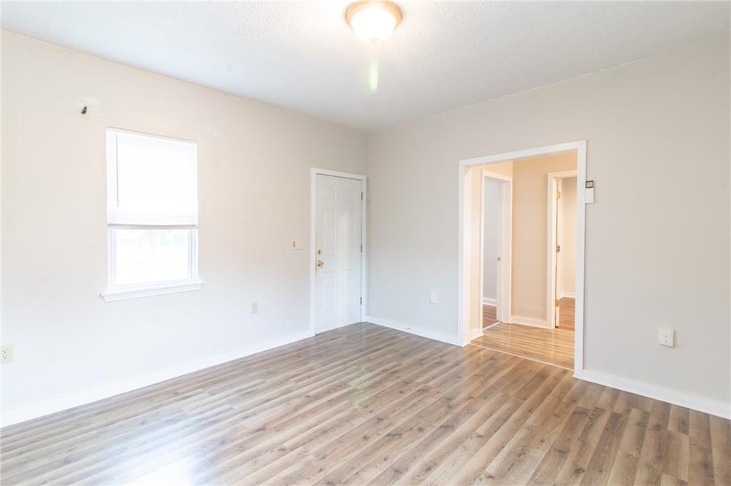 1830 Poplar St, Lexington, MO 64067