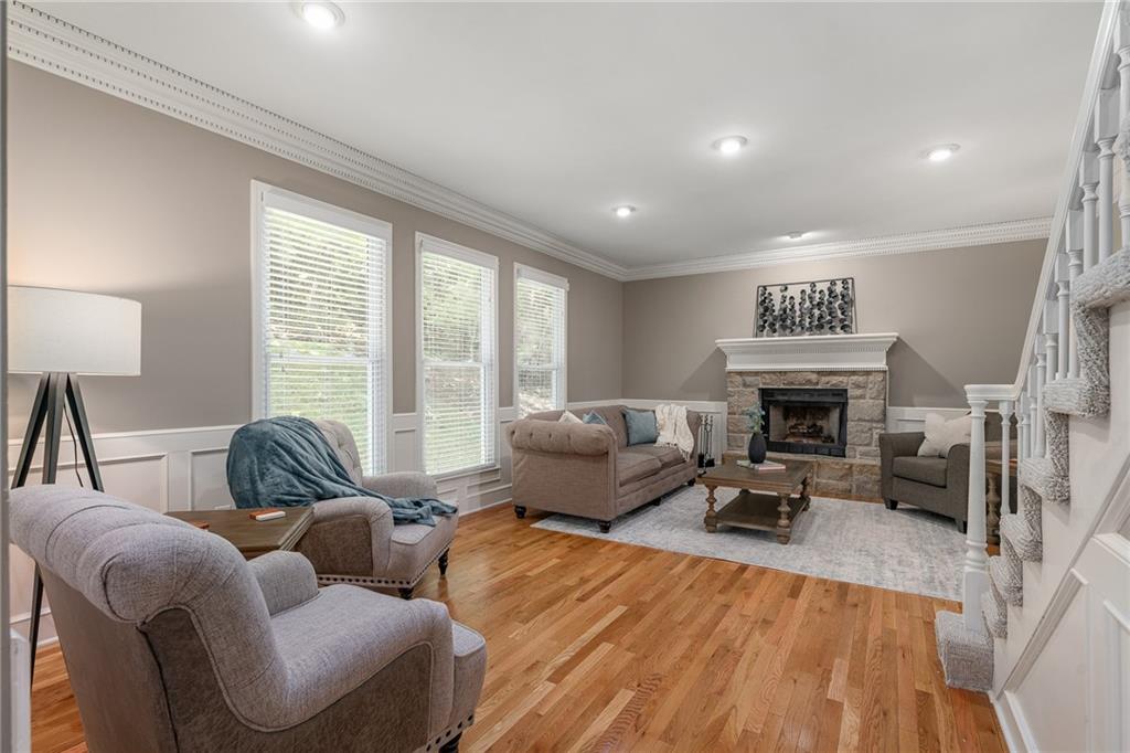 7618 Constance St, Lenexa, KS 66216