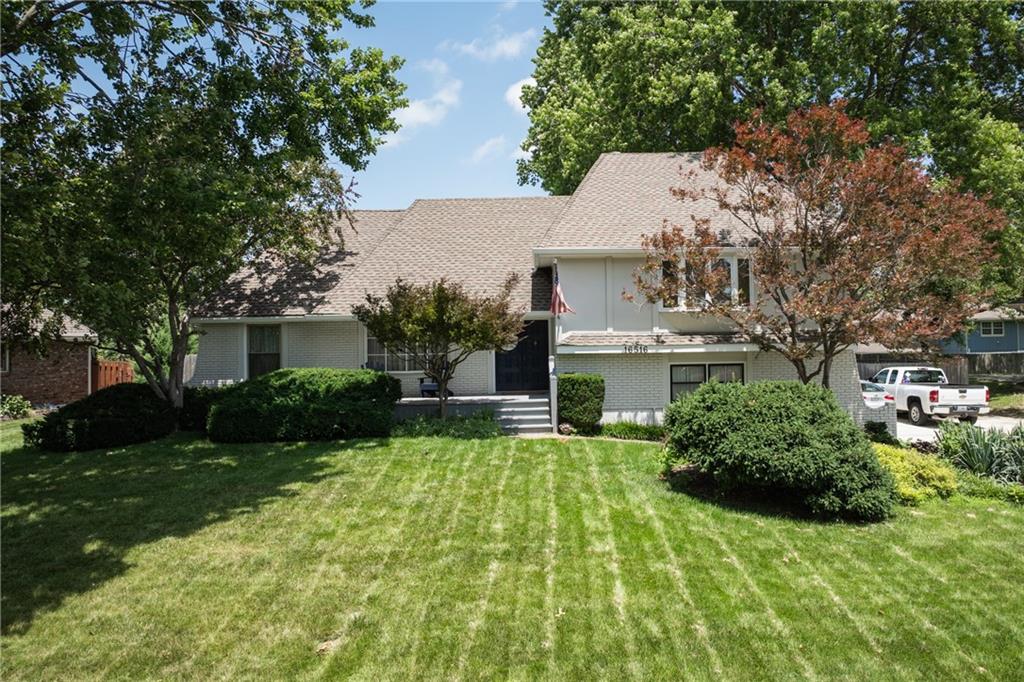 16516 E George Franklyn Dr, Independence, MO 64055