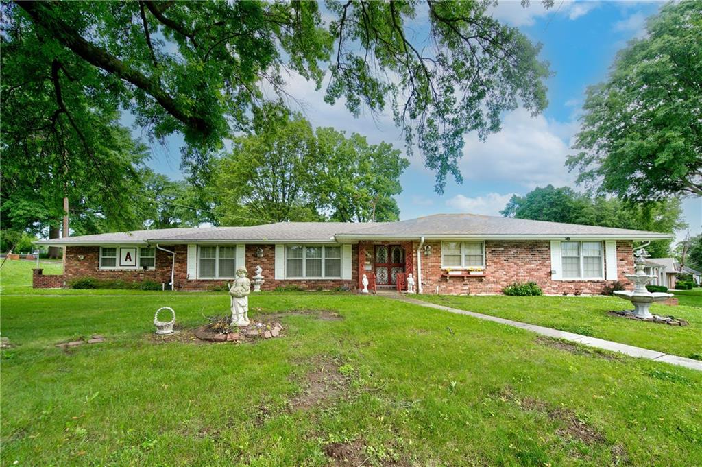3630 S Forest Ave, Independence, MO 64052