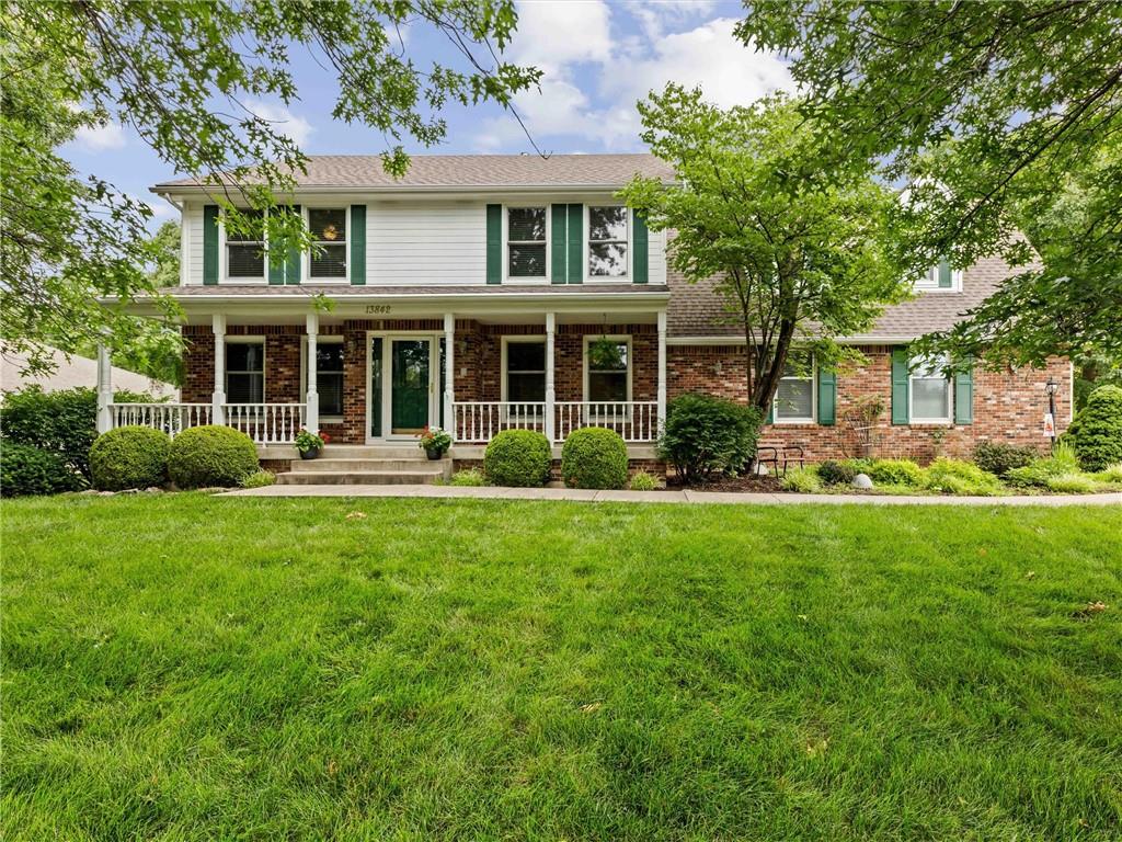 13842 Harbor Dr, Bonner Springs, KS 66012