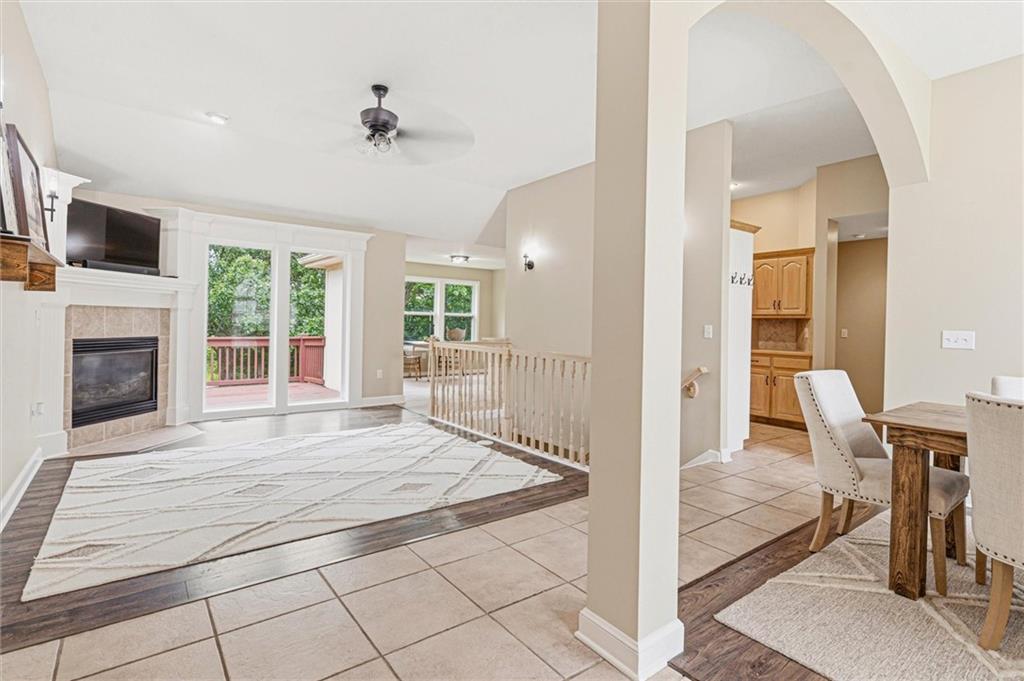 1305 SW Graystone Cir, Grain Valley, MO 64029