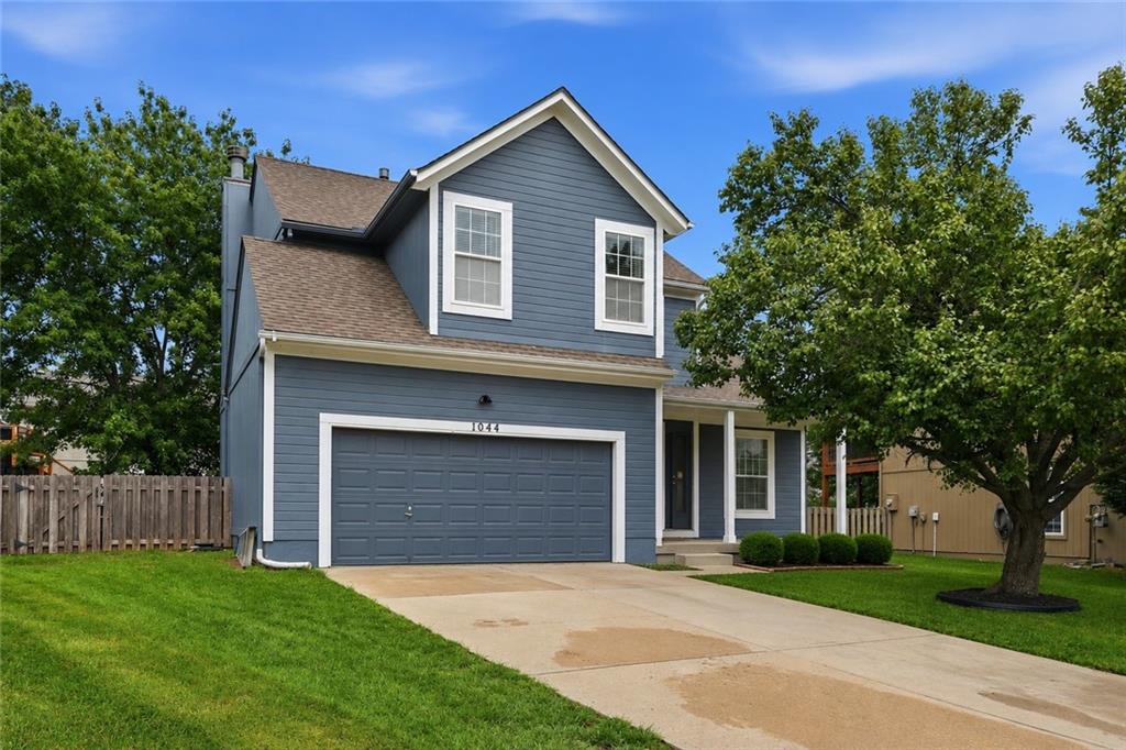 1044 N Troost Ave, Olathe, KS 66061