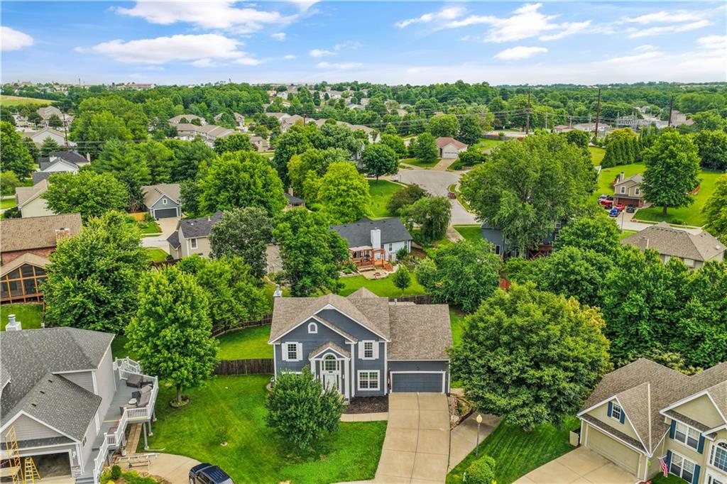 15750 Timber Park Ct, Platte City, MO 64079