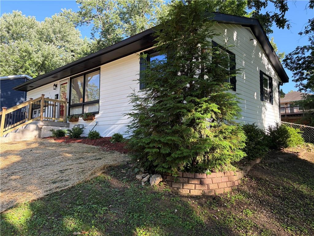 1107 Cordell St, Excelsior Springs, MO 64024