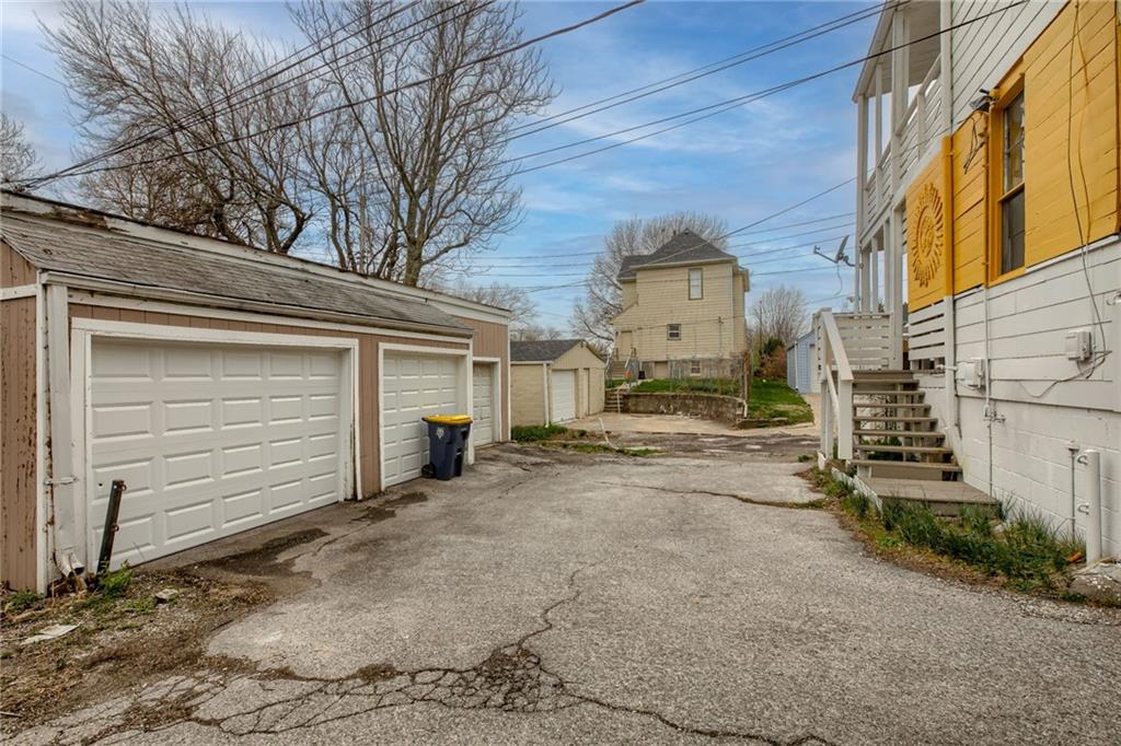 3209 St John Ave, Kansas City, MO 64123
