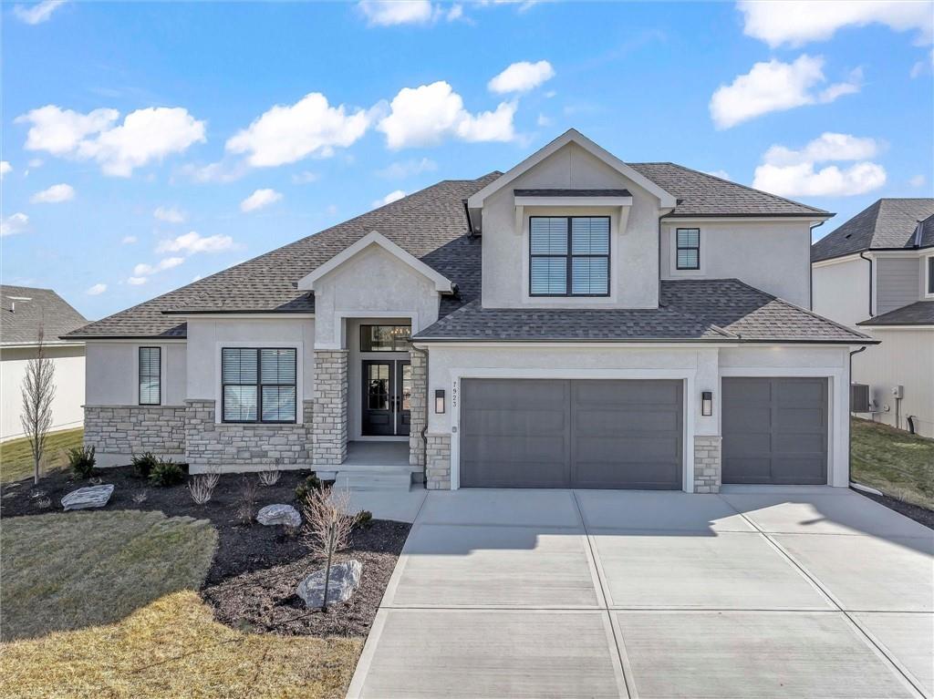 21115 W 81st St, Shawnee, KS 66220