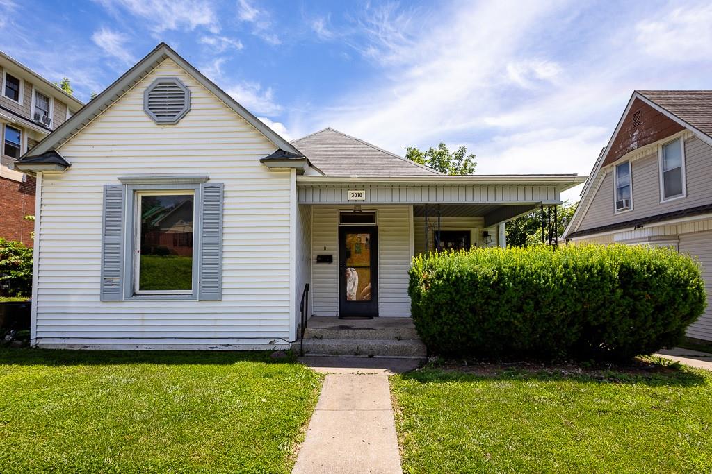3010 Felix St, St Joseph, MO 64501
