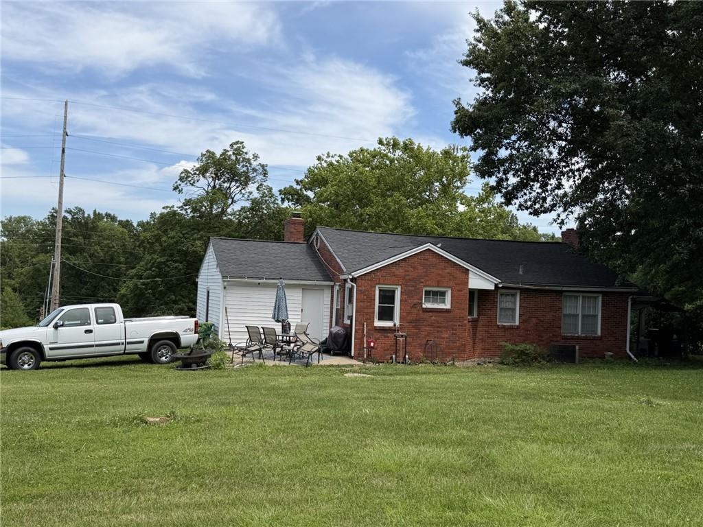 1624 S 55th St, Kansas City, KS 66106