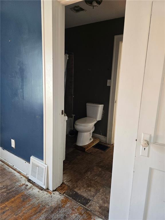 1718 Sacramento St, St Joseph, MO 64507