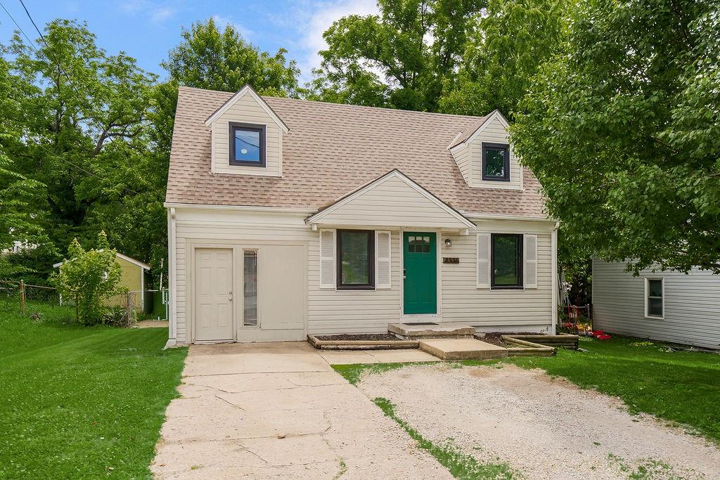 4335 N Oak Trafficway, North Kansas City, MO 64116