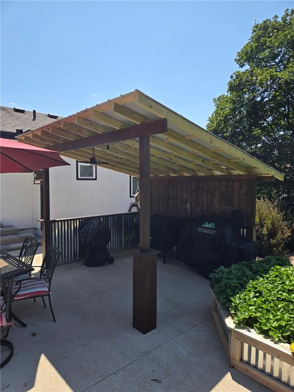 1521 Lexington Rd, Pleasant Hill, MO 64080