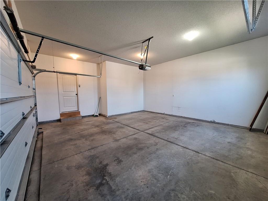 4010 Greywood Ln, St Joseph, MO 64505