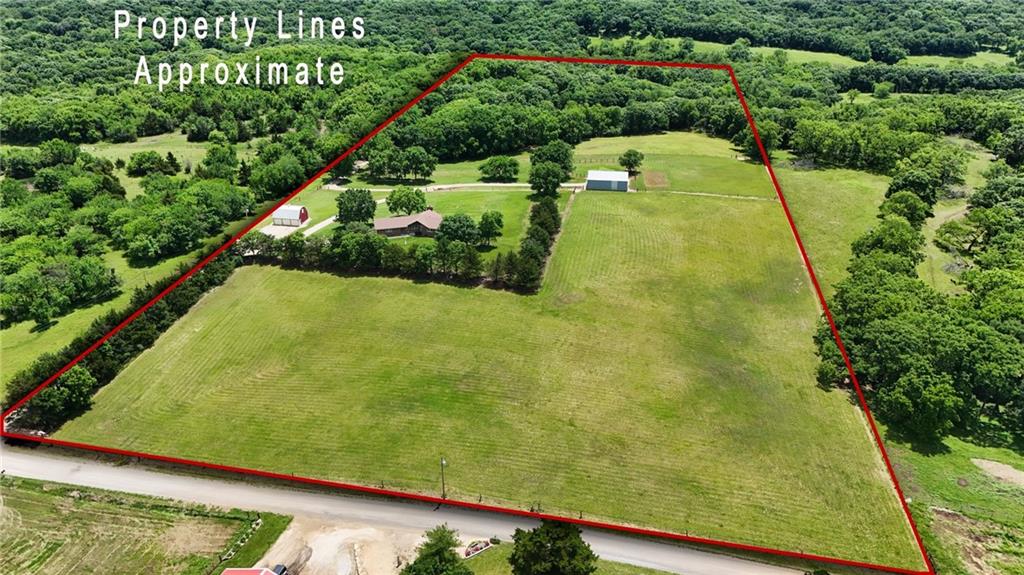 14805 27th St, Perry, KS 66073