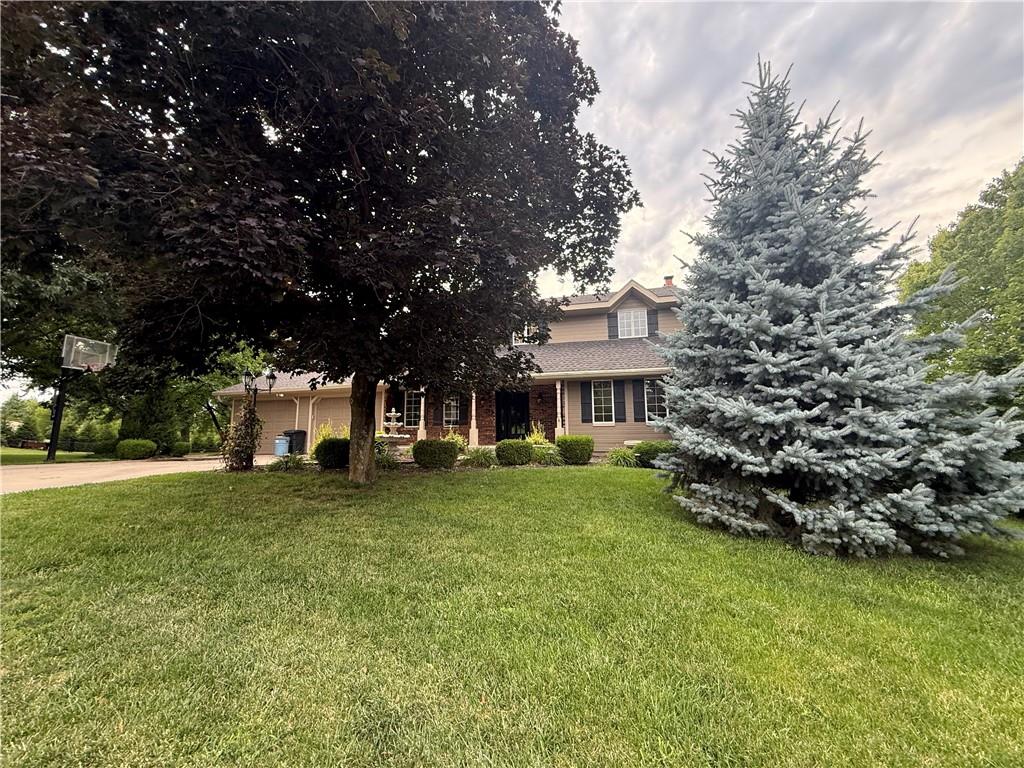 608 Sunshine Dr, Richmond, MO 64085