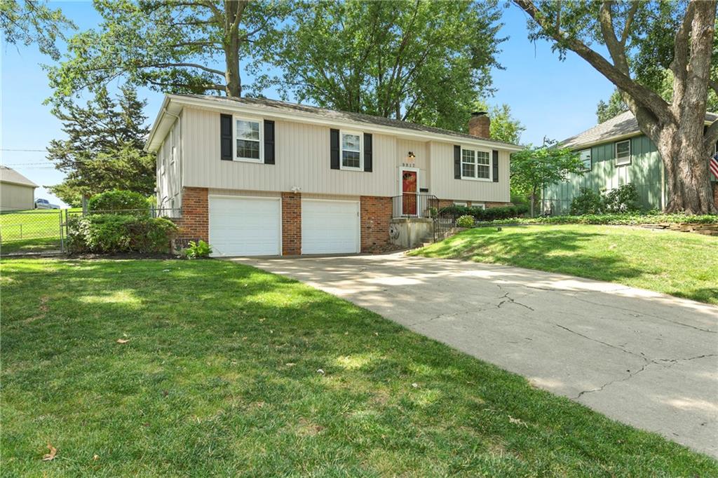 9917 W 65th Pl, Merriam, KS 66203