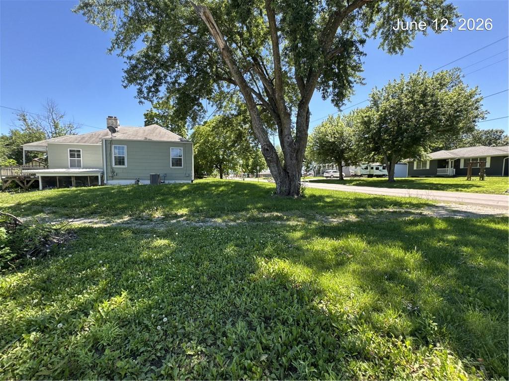 811 W Mill St, Gallatin, MO 64640
