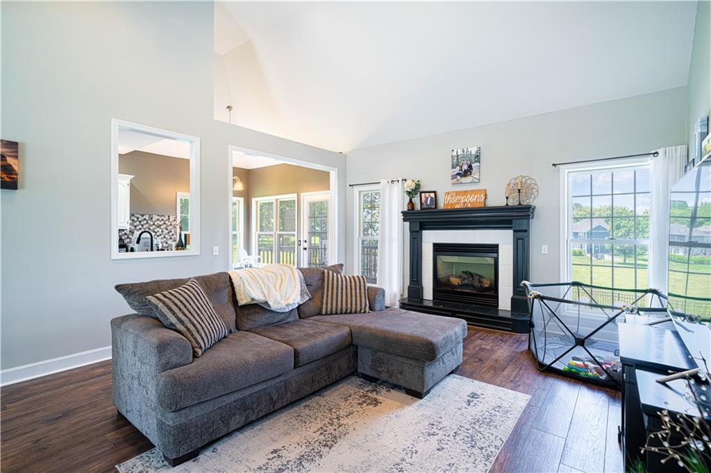 3505 London Ct, St Joseph, MO 64506