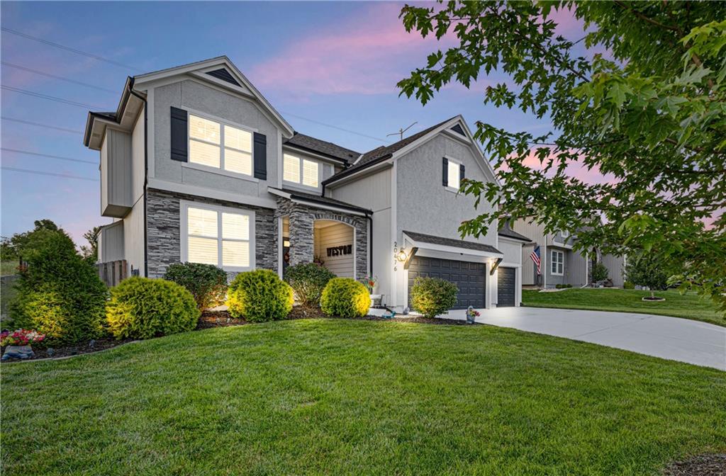 20476 W 107 Pl, Olathe, KS 66061