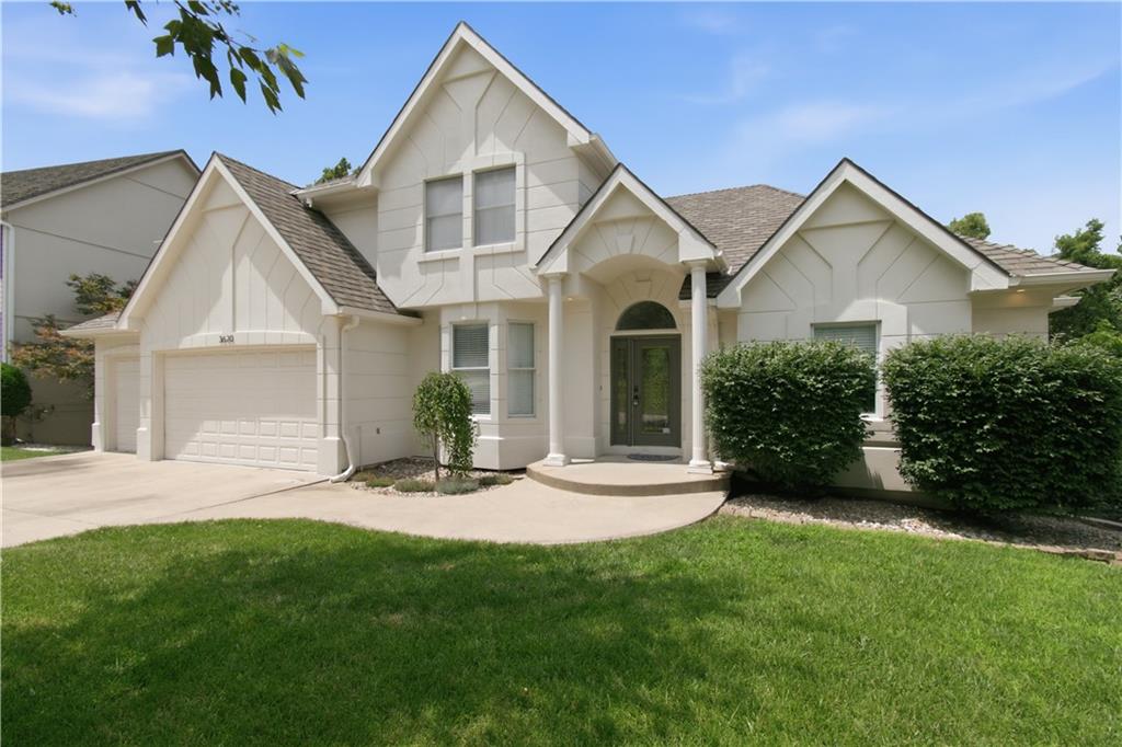 3620 NW Primrose Ln, Lee's Summit, MO 64064