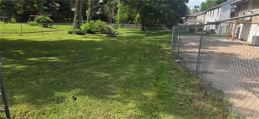 1916 S Stilwell St, Pittsburg, KS 66762
