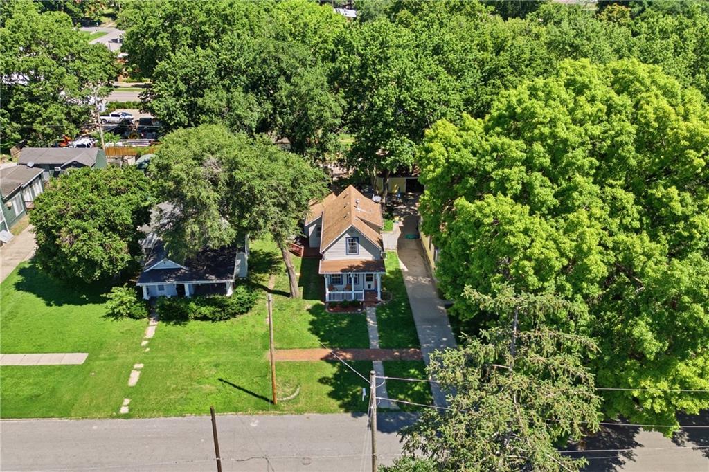 312 Pine St, Leavenworth, KS 66048