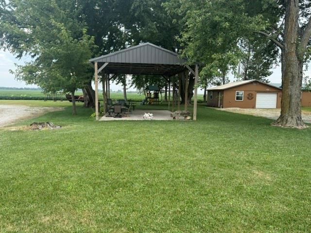 487 Lakeshore Dr, Big Lake, MO 64437