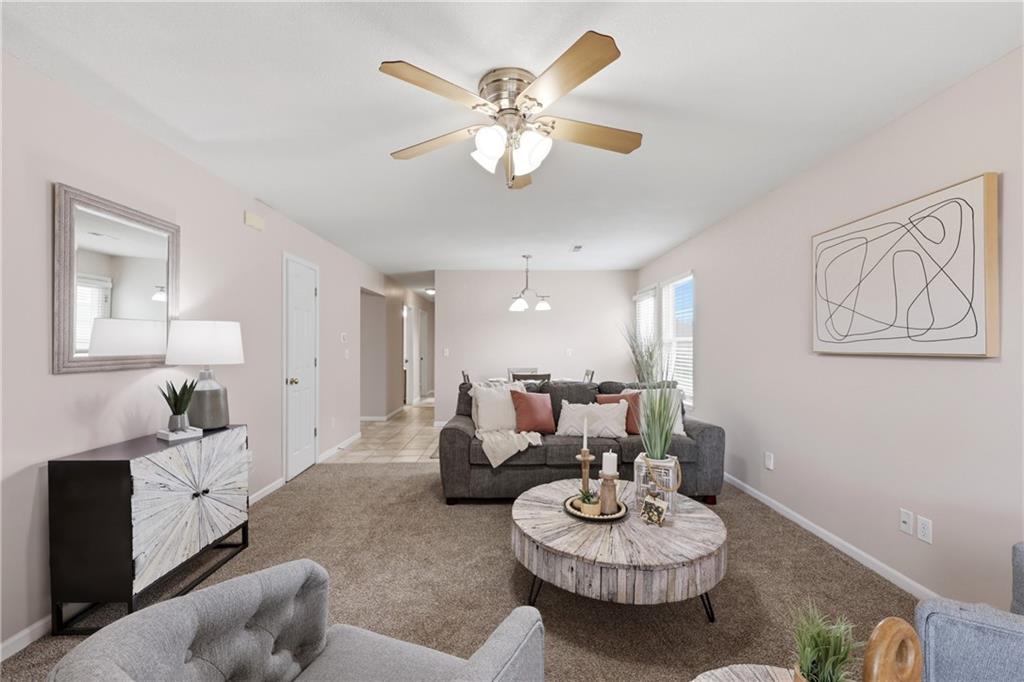 1019 Christie Ln, Grain Valley, MO 64029
