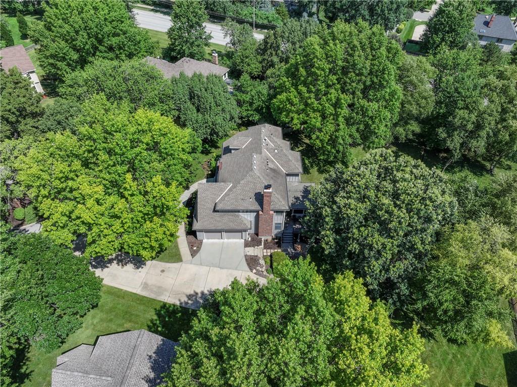12701 Fontana St, Leawood, KS 66209