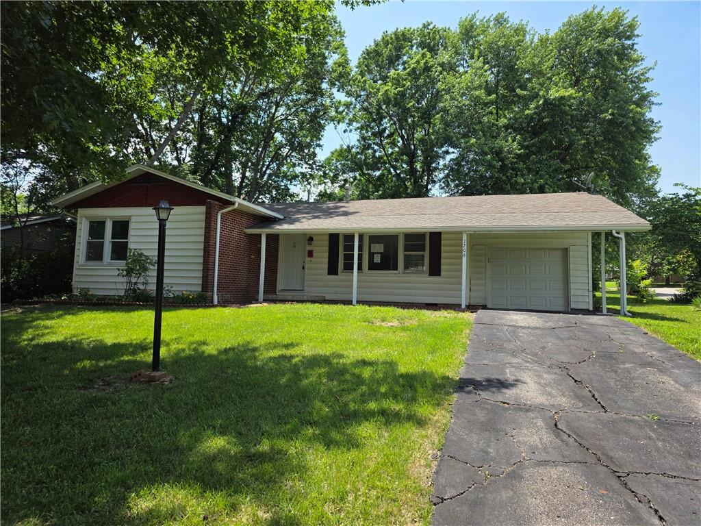 1706 S Eddy St, Fort Scott, KS 66701