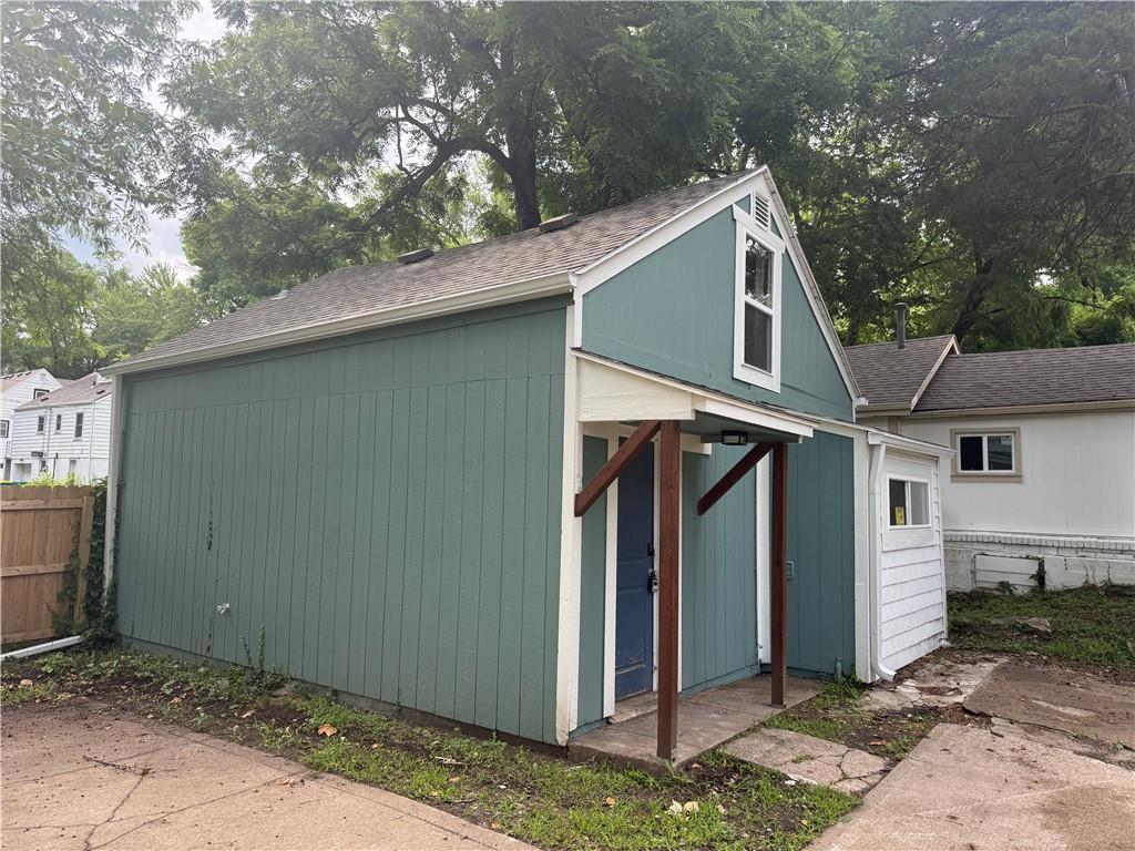 4423 Mission Rd, Kansas City, KS 66103