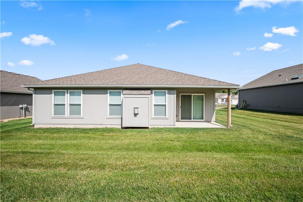 1812 N Crane Ln, Independence, MO 64058