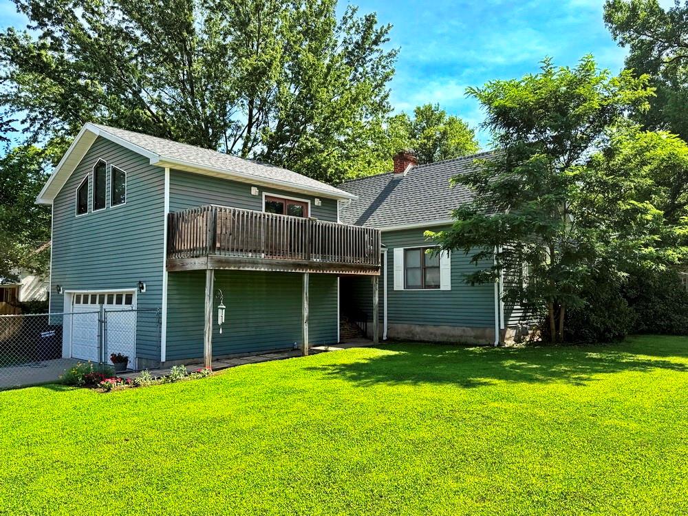 628 W Arch St, Nevada, MO 64772