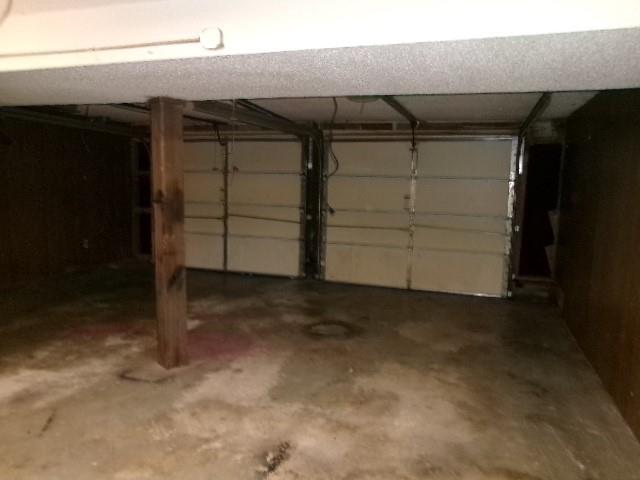 504 Alfalfa Ln, Buckner, MO 64016