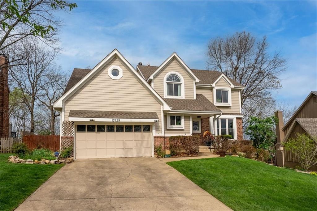 13929 W 76th Cir, Lenexa, KS 66216