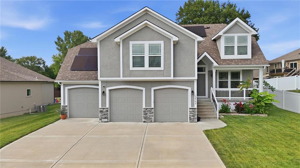 12104 E 68th Ter, Kansas City, MO 64133
