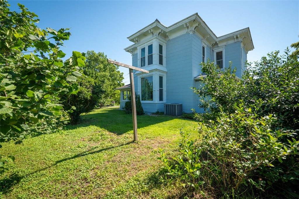406 E 4th St, Cameron, MO 64429